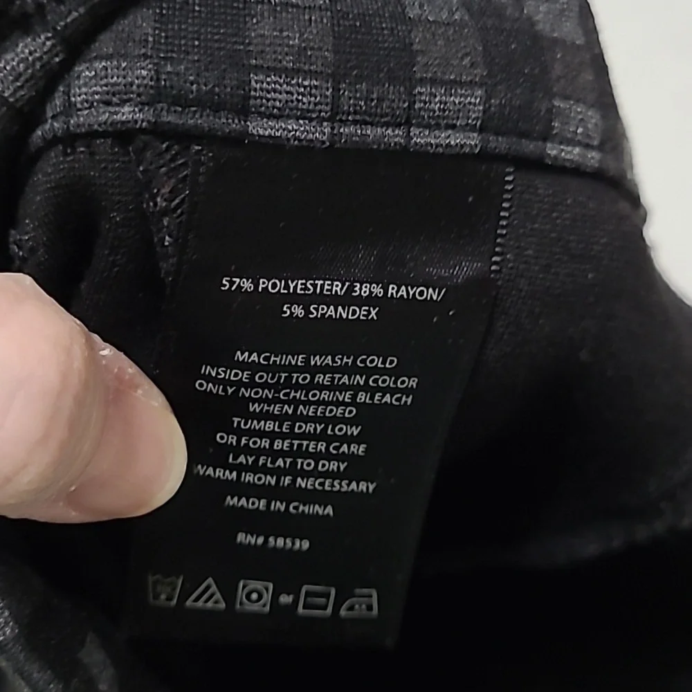 Kut from the Kloth women's checkered skinny fit pants in black and gray size 8 - Picture 10 of 11